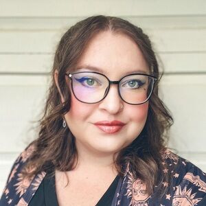 Meet me!! Your seller and customer!